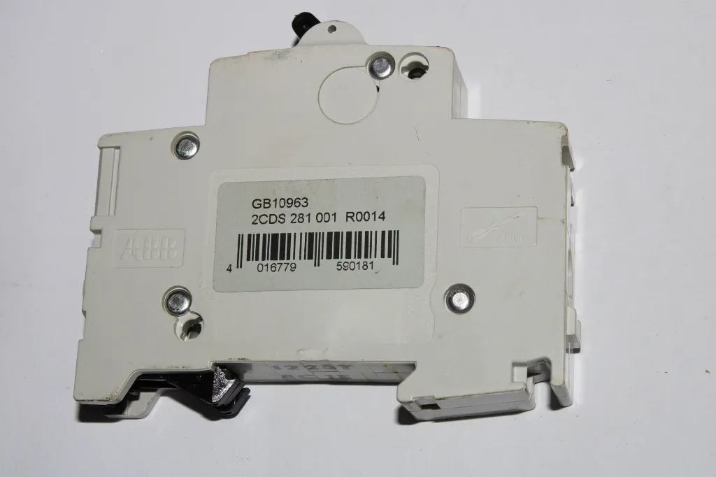 buy-abb-s201p-c1-2cds281001r0014-mcb.webp