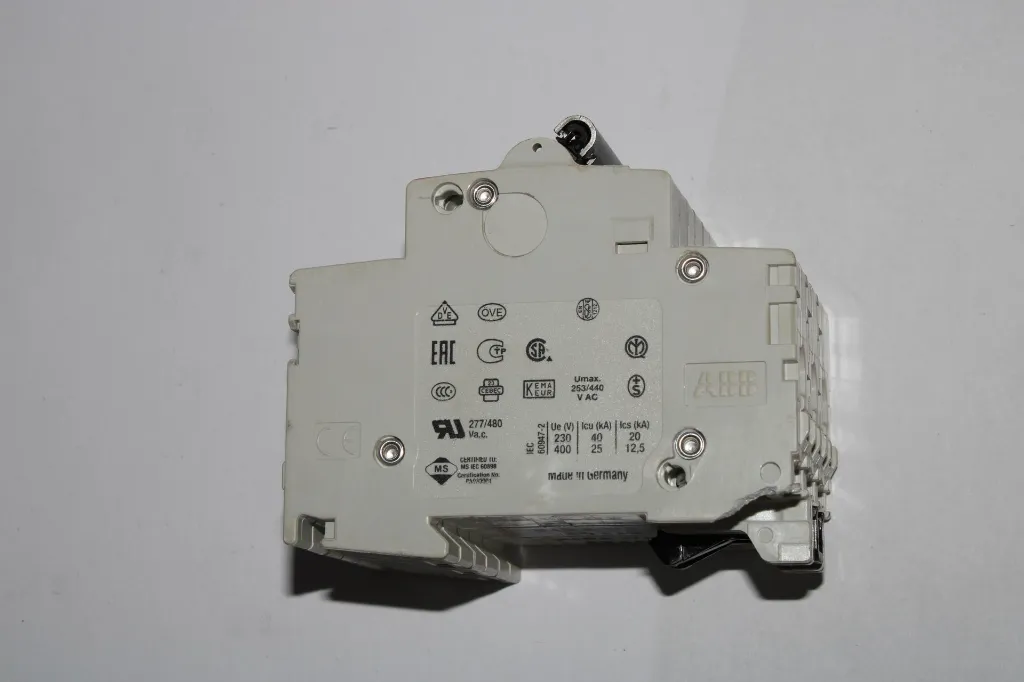 abb-s203p-d20-miniature-circuit-breaker.webp