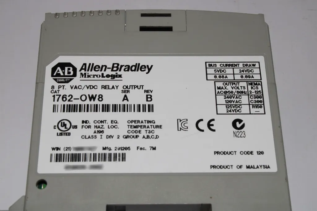 allen-bradley-1762-ow8-sera-revb-relay-output-module-closeup.webp