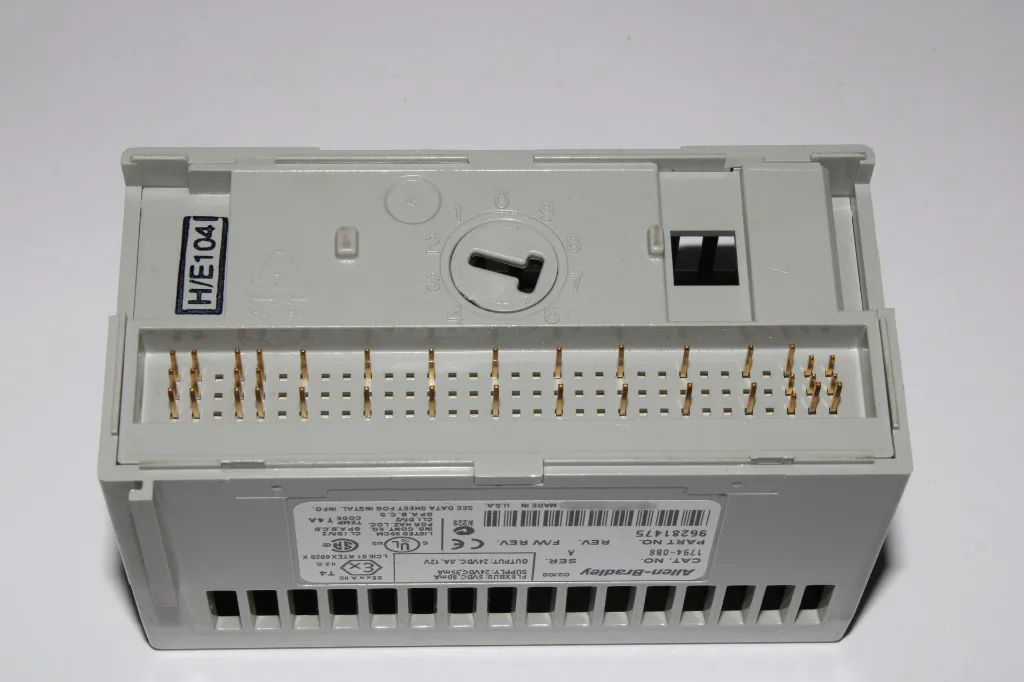 allen-bradley-1794-ob8-sera-output-module-underside.webp