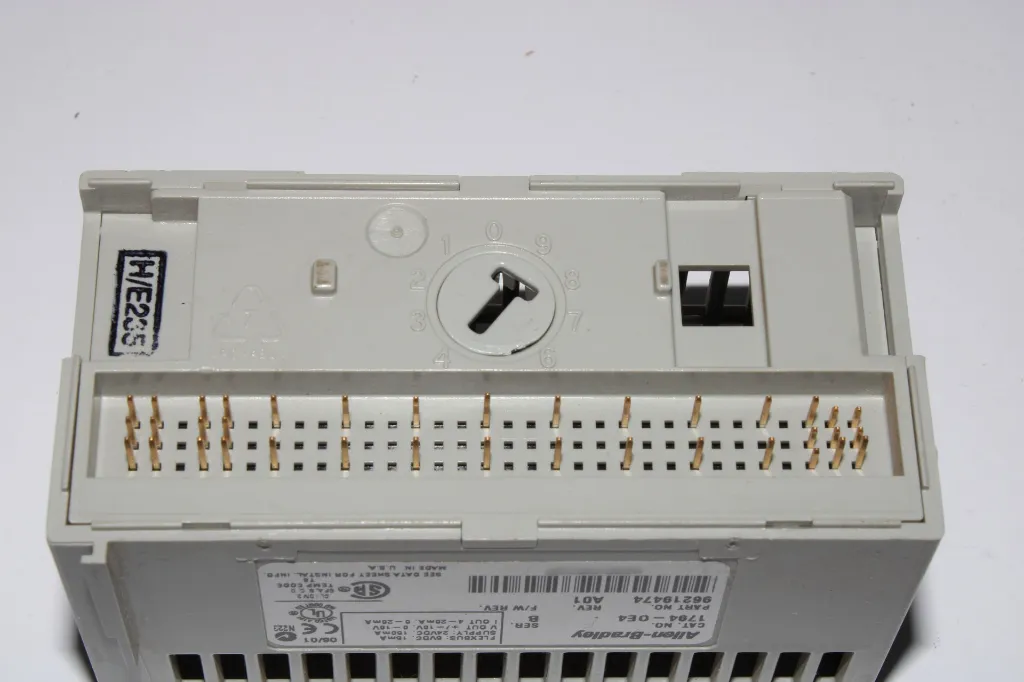 allen-bradley-1794-oe4-serb-reva01-output-module-underside.webp