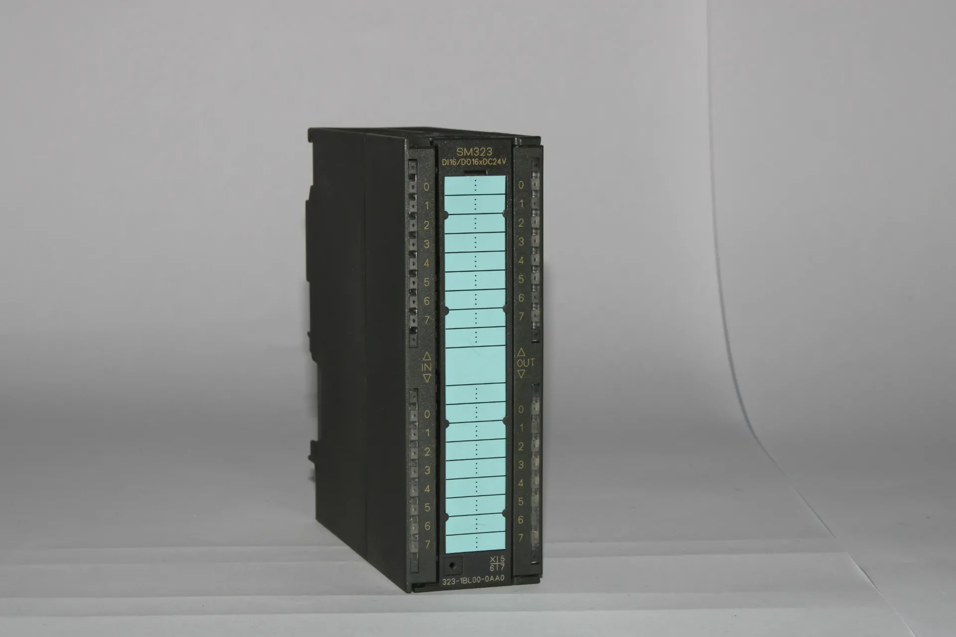 [26C] Siemens 6ES7323-1BL00-0AA0 Digital Module SM 323