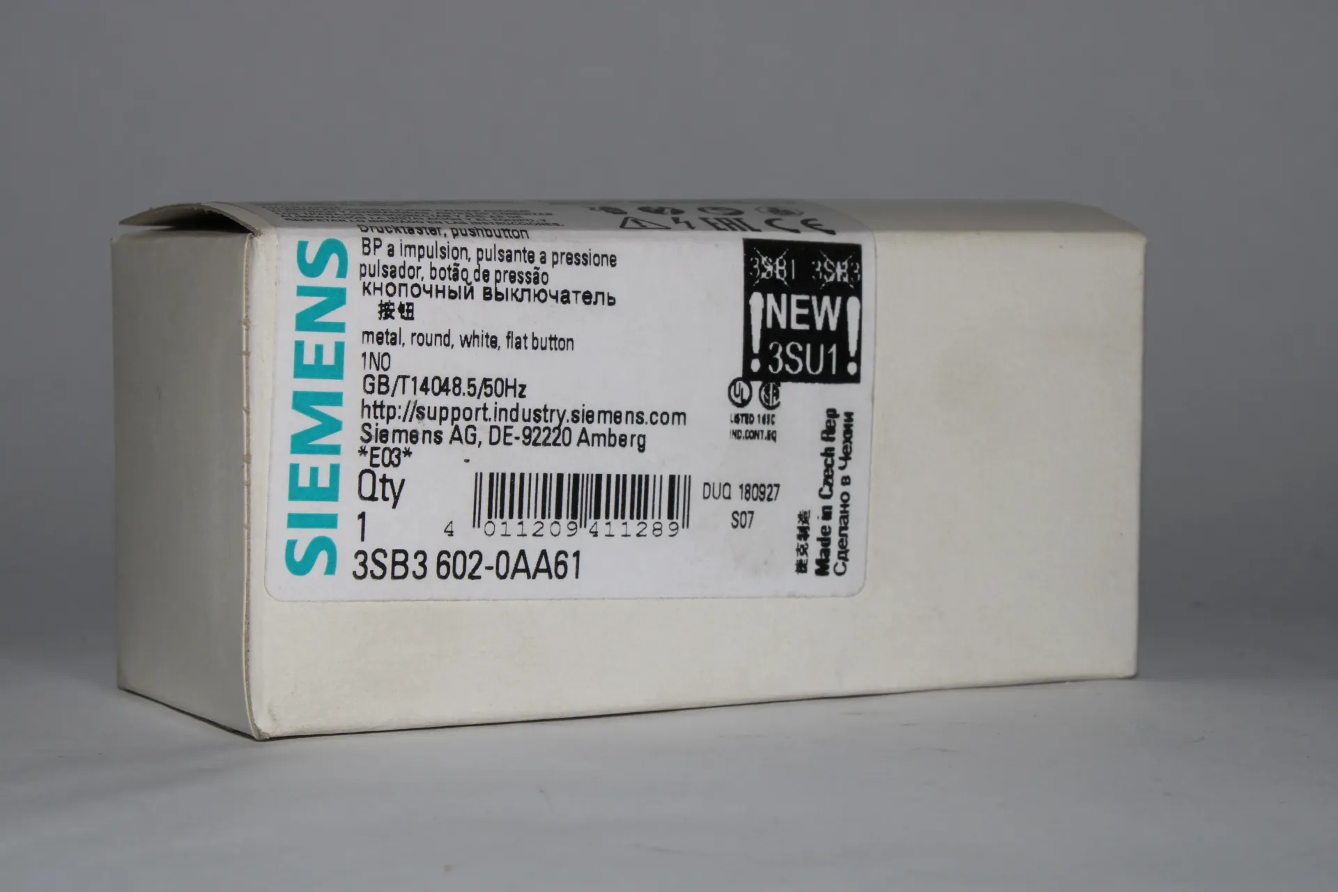 Siemens 3SB3602-0AA61 Pushbutton Momentary Contact Type