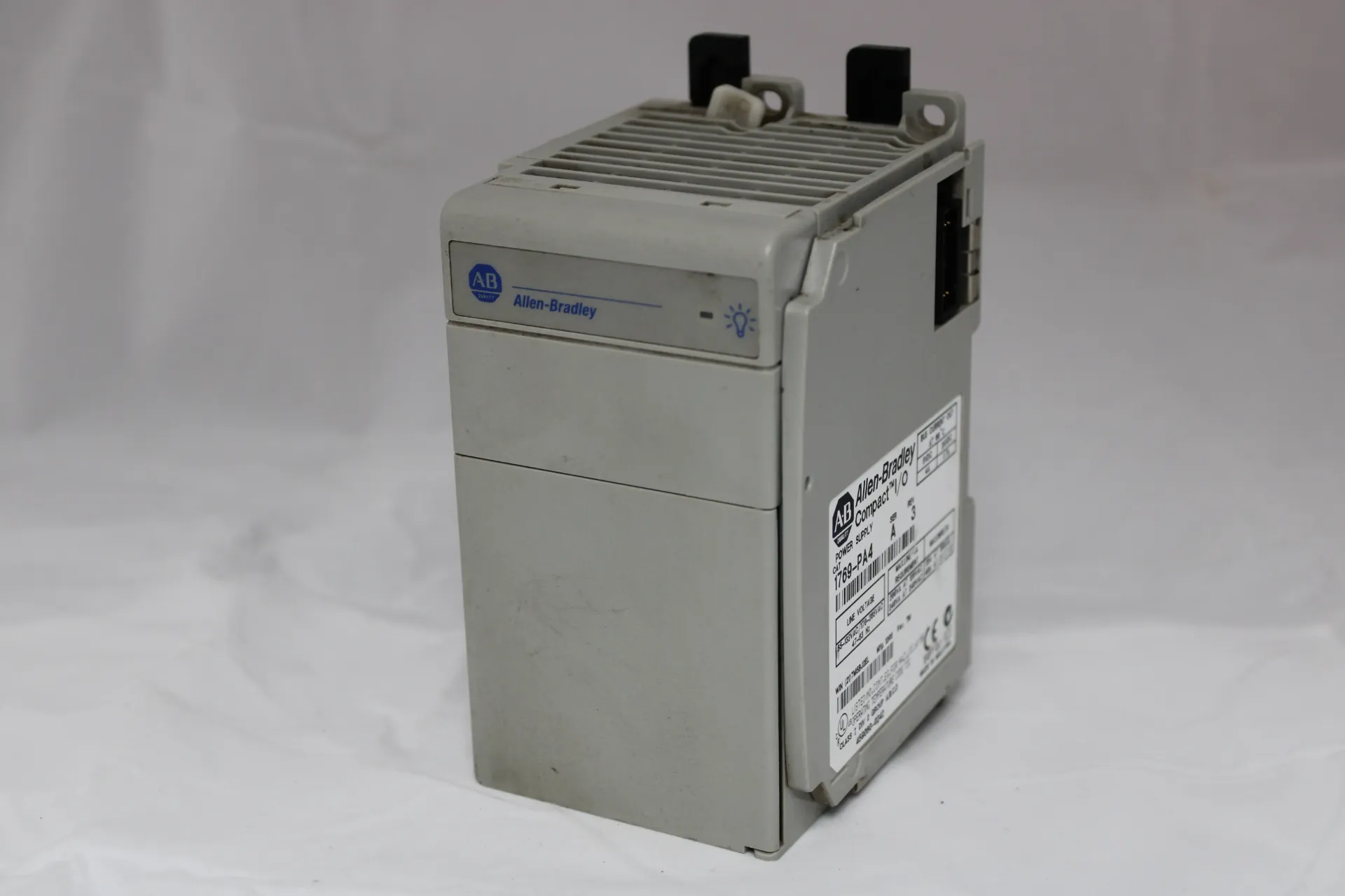 [Box #22] Allen-Bradley 1769-PA4 Ser.A Rev.3 I/O Module