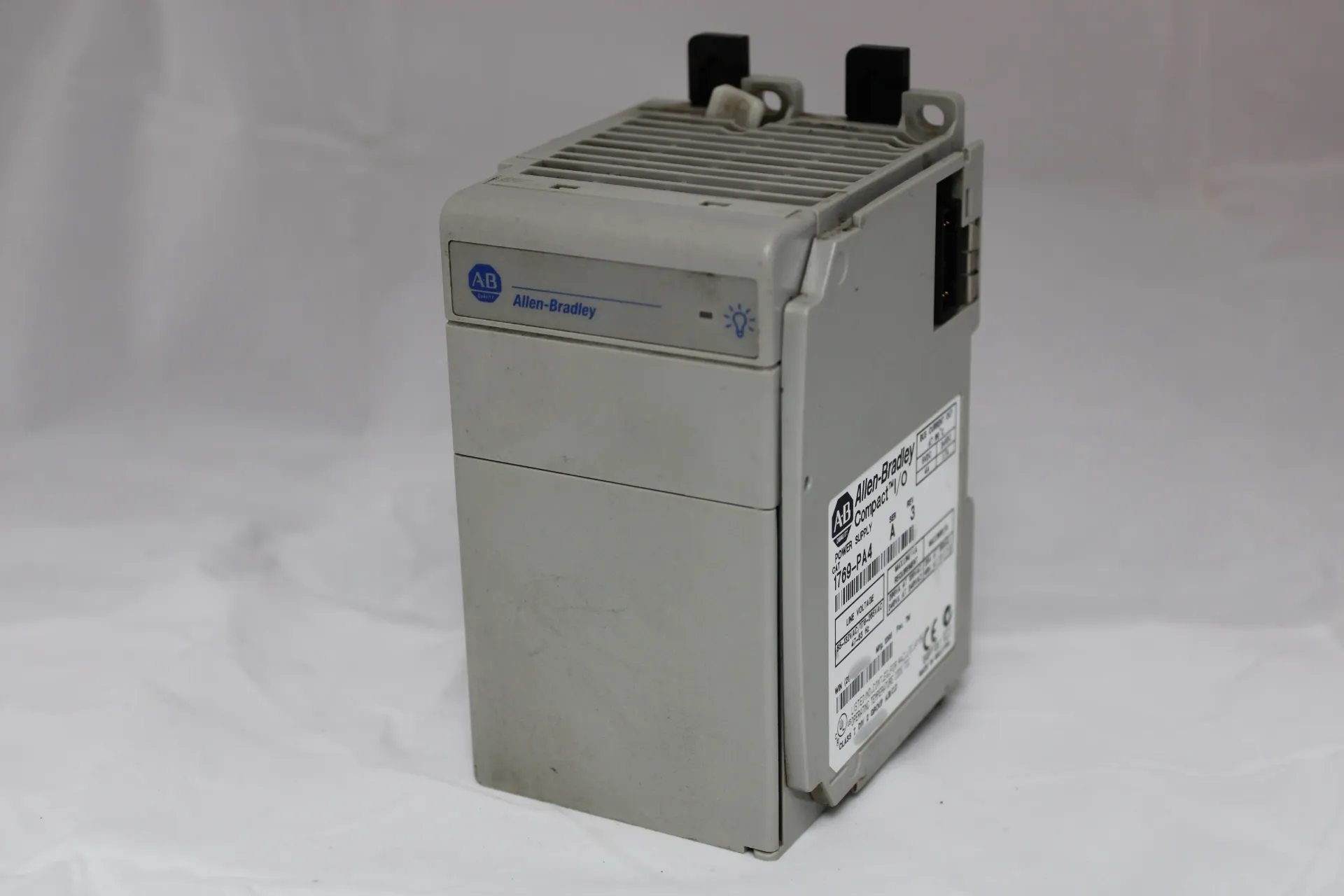 [Box #22] Allen-Bradley 1769-PA4 Ser.A Rev.3 I/O Module