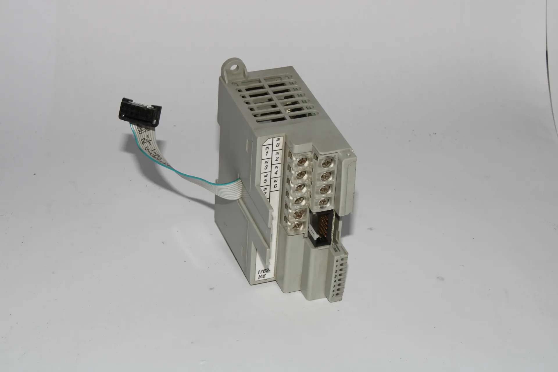 [29C] Allen-Bradley 1762-IA8 Analog I/O Modules Ser.A Rev.B 