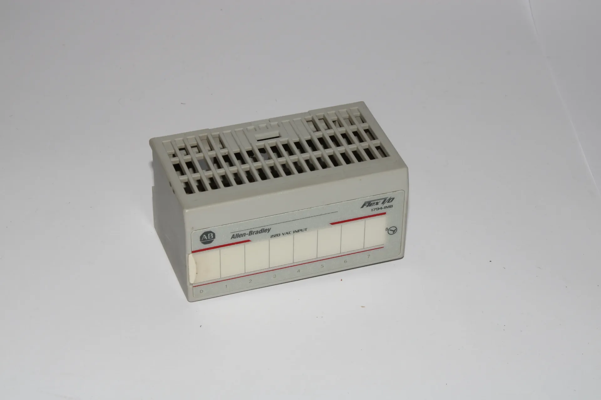 [29D] Allen-Bradley 1794-IM8 Analog Input Module Ser.A Rev.A01 
