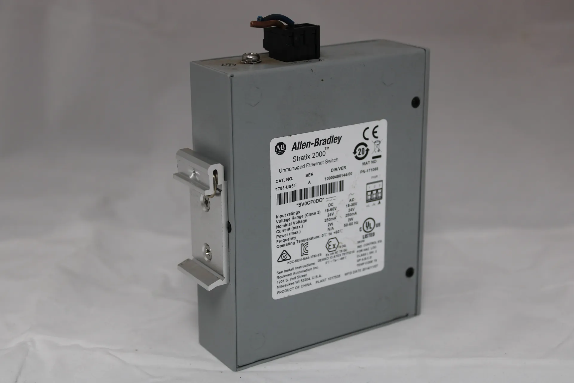 Allen-Bradley 1783-US5T Ser.A Ver.10000480114/00 Ethernet Switch