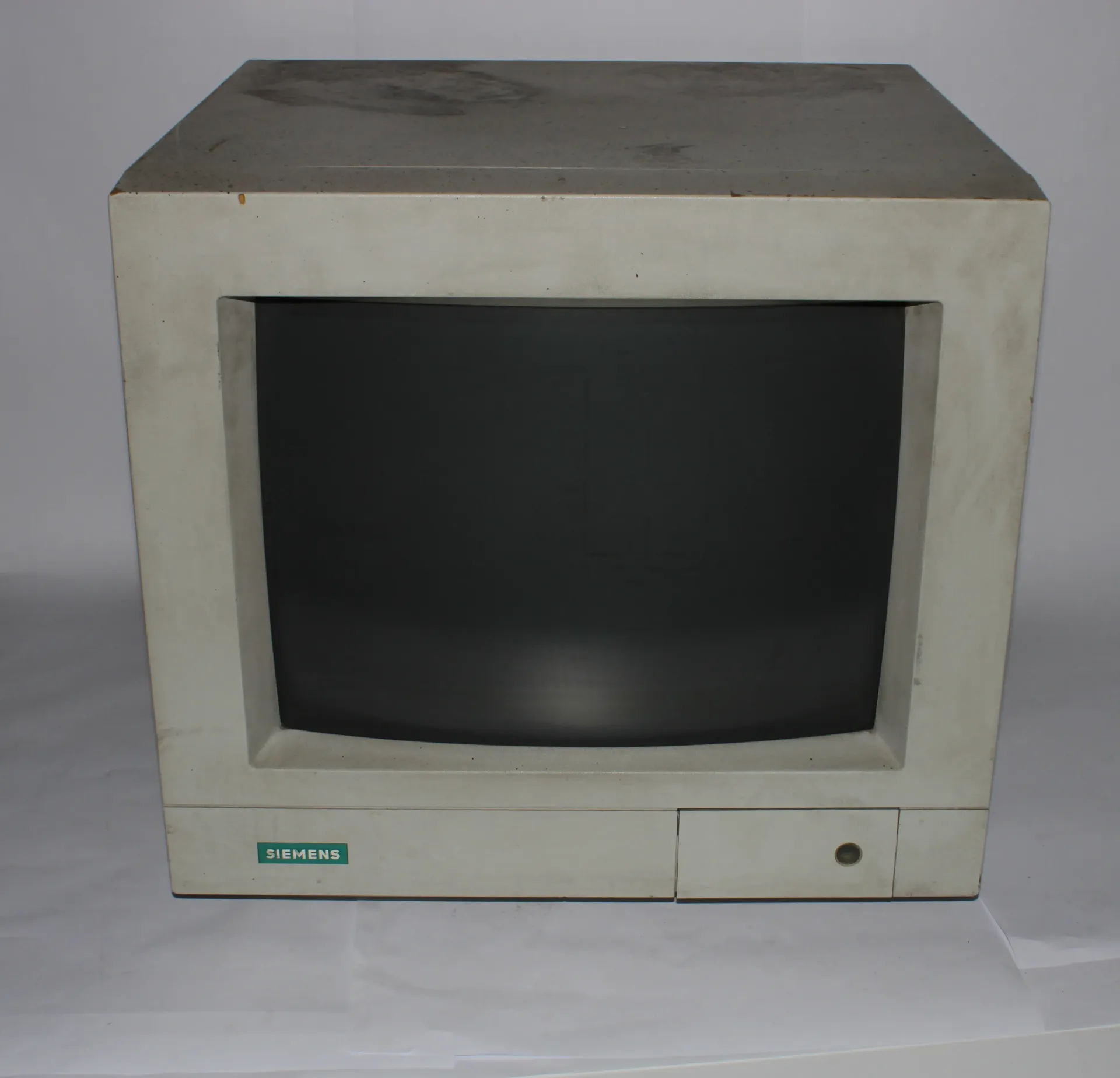 Siemens 6AV1411-0BA00 PM411 CRT Process Monitor 51cm 