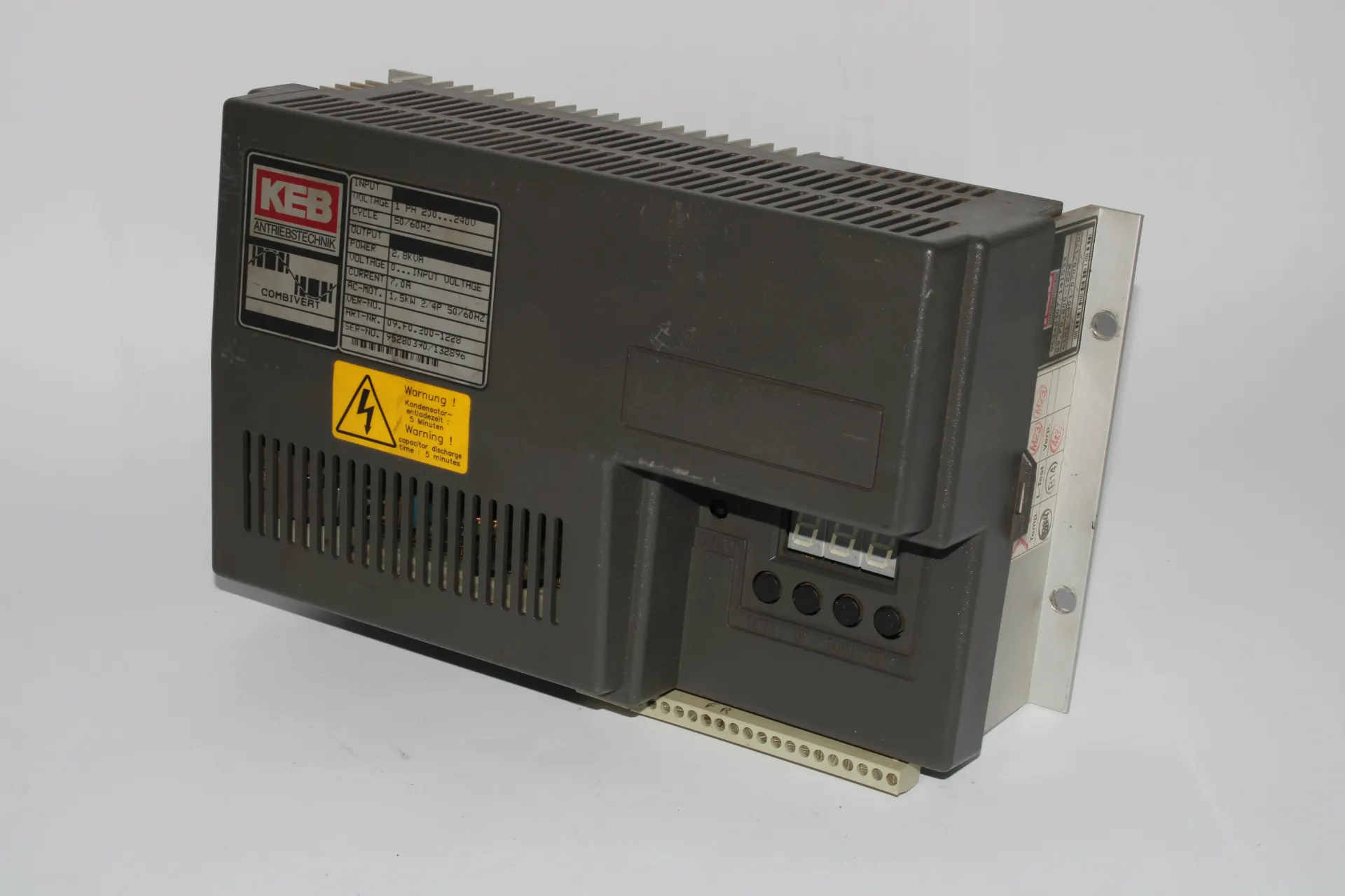 KEB 09.F0.200-1228 Combivert Drive 7A