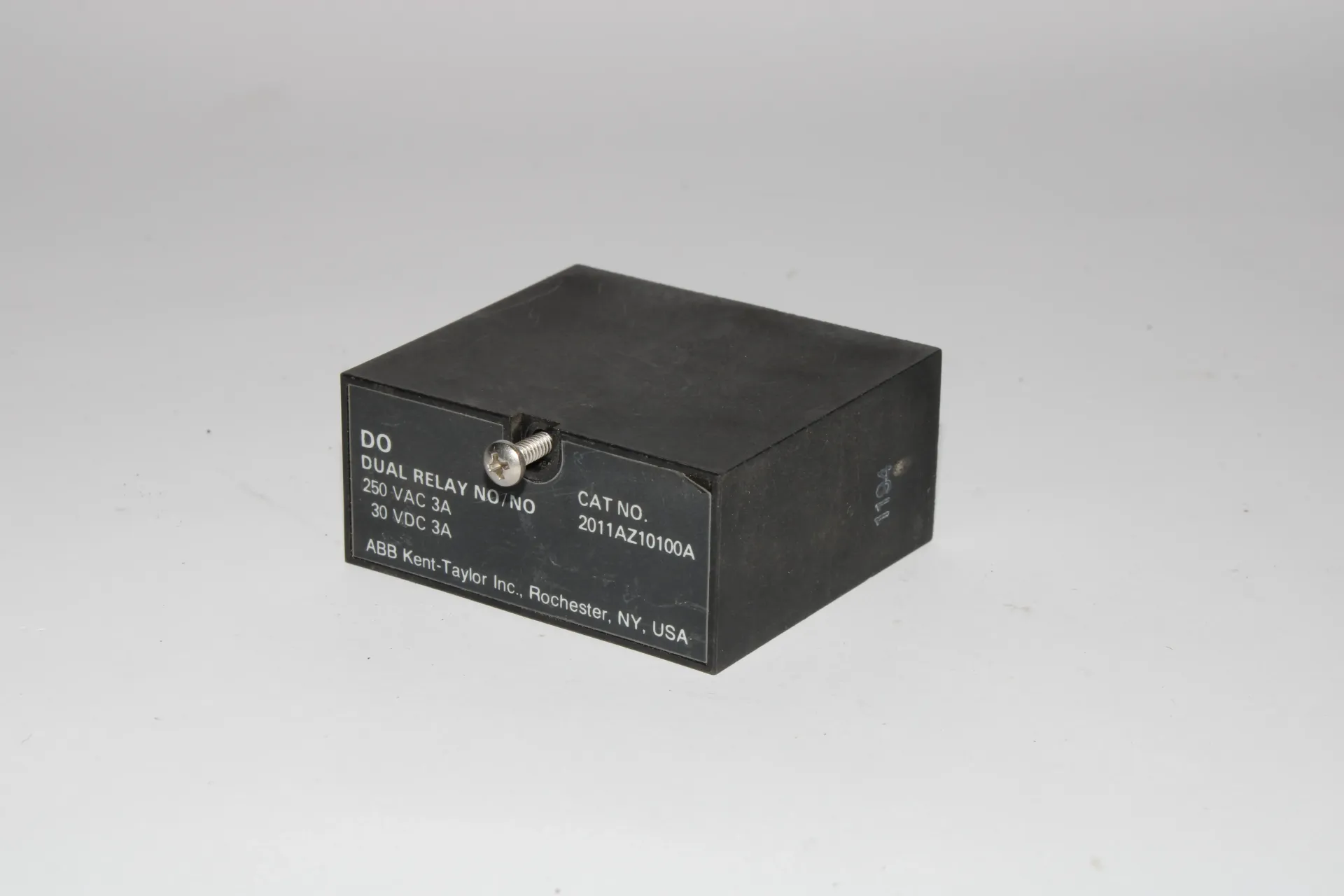 ABB 2011AZ10100A Dual Relay 