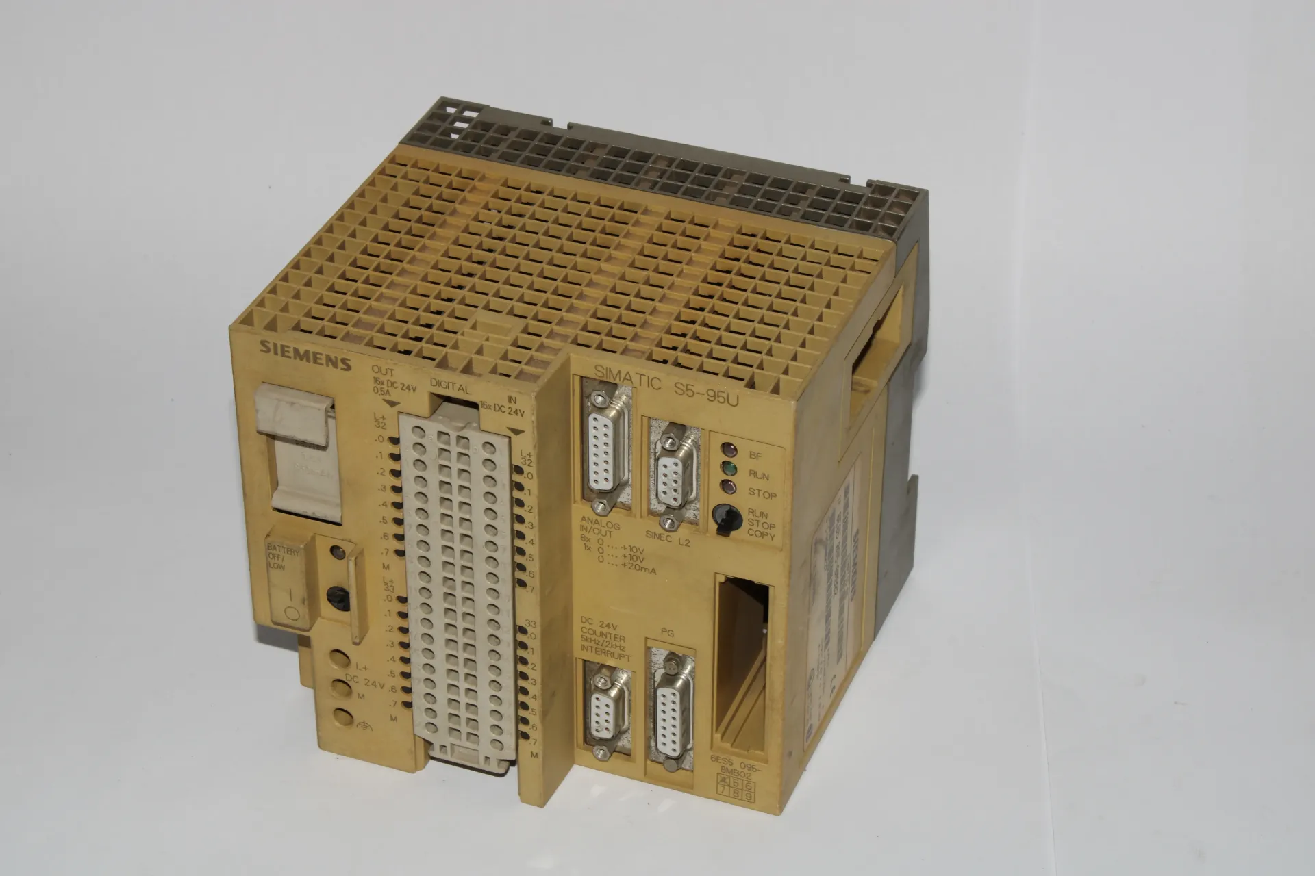 Siemens 6ES5095-8MB02 Simatic S5-95U Compact Unit with Profibus Interface 