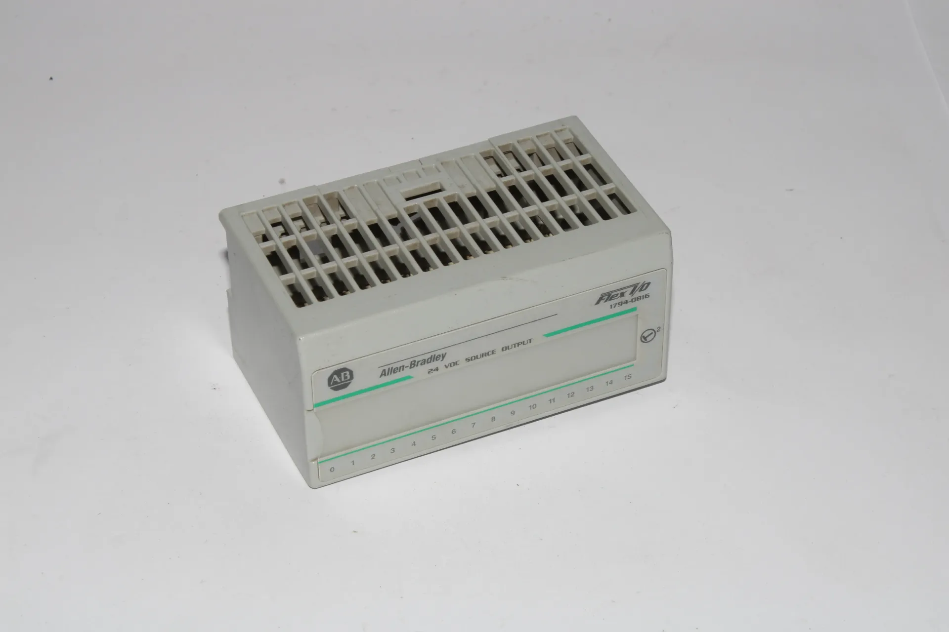 Allen-Bradley 1794-0B16 24 VDC Source Output Ser.A Rev.A01 