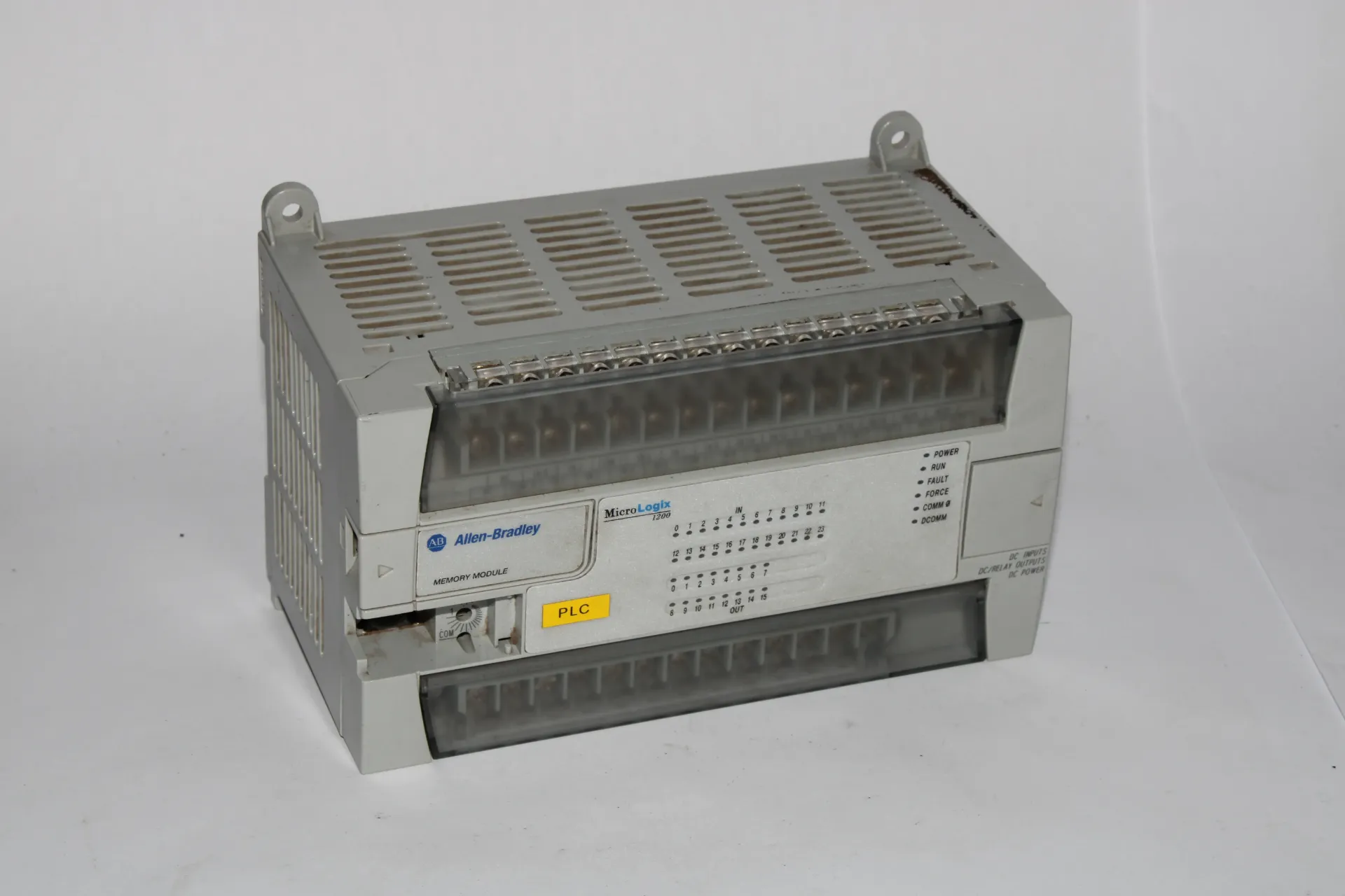 Allen-Bradley 1762-L40BXB MicroLogix 1200 40 Point Controller Ser.C Rev.9 