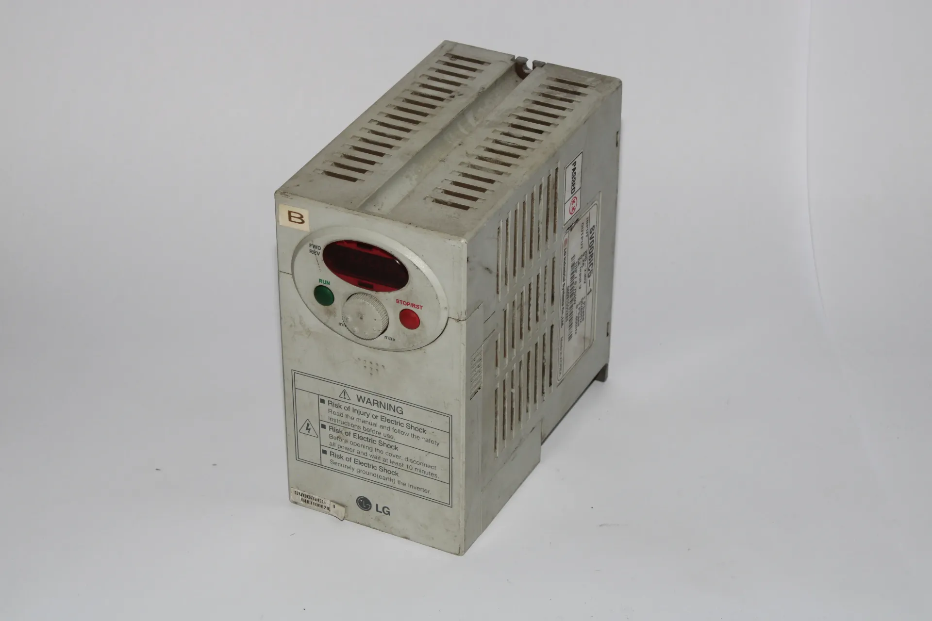 LG SV008iC5-1 Single-Phase Variable Frequency AC Inverter Drive 5A 