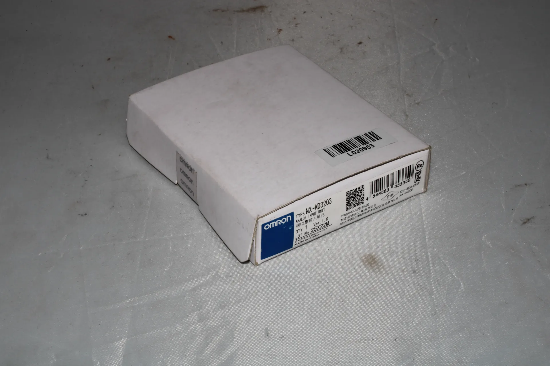 [31C] Omron NX-AD3203 Analog Input Unit 