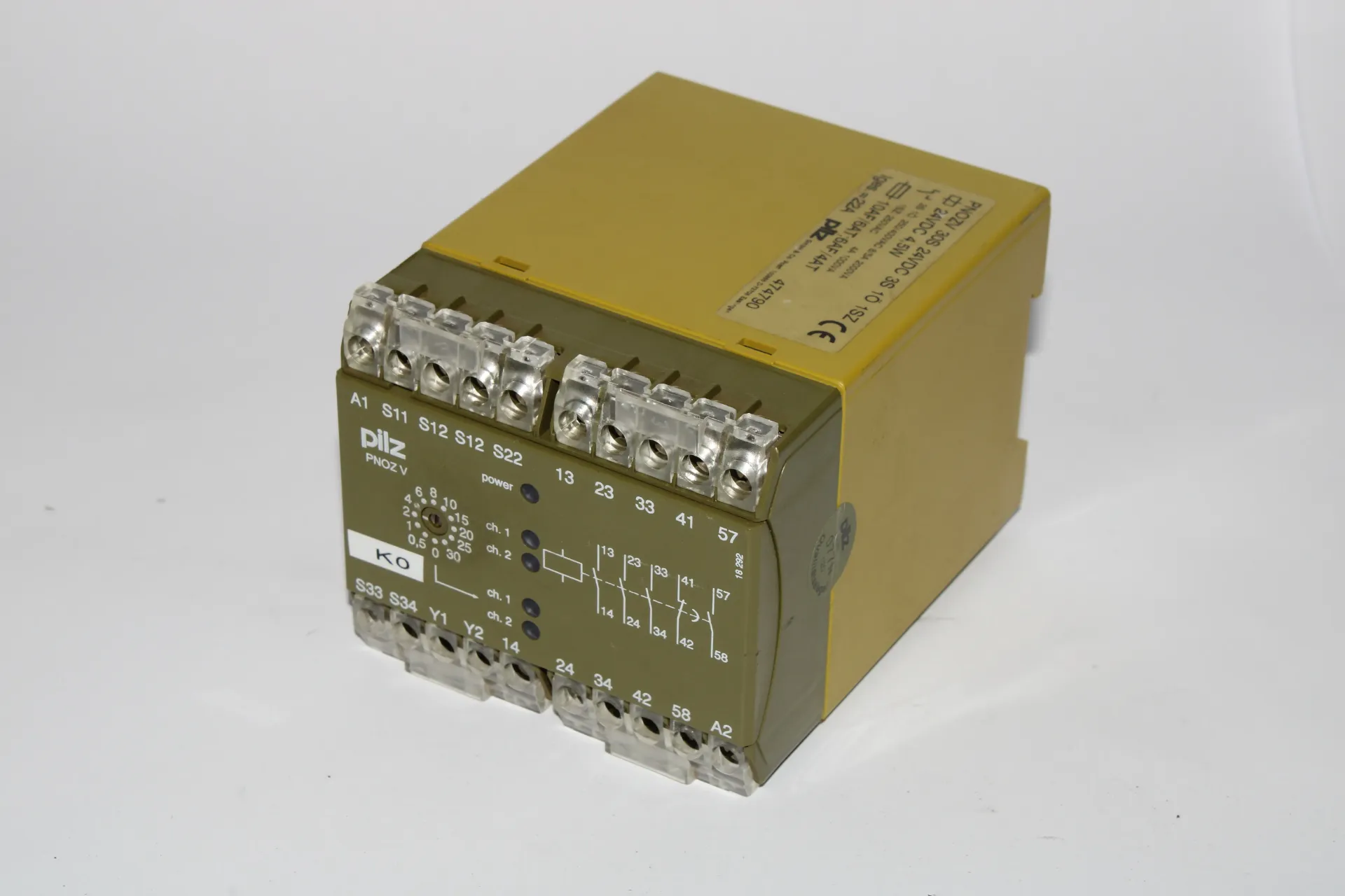 Pilz PNOZV30S Monitoring Safety Relay 