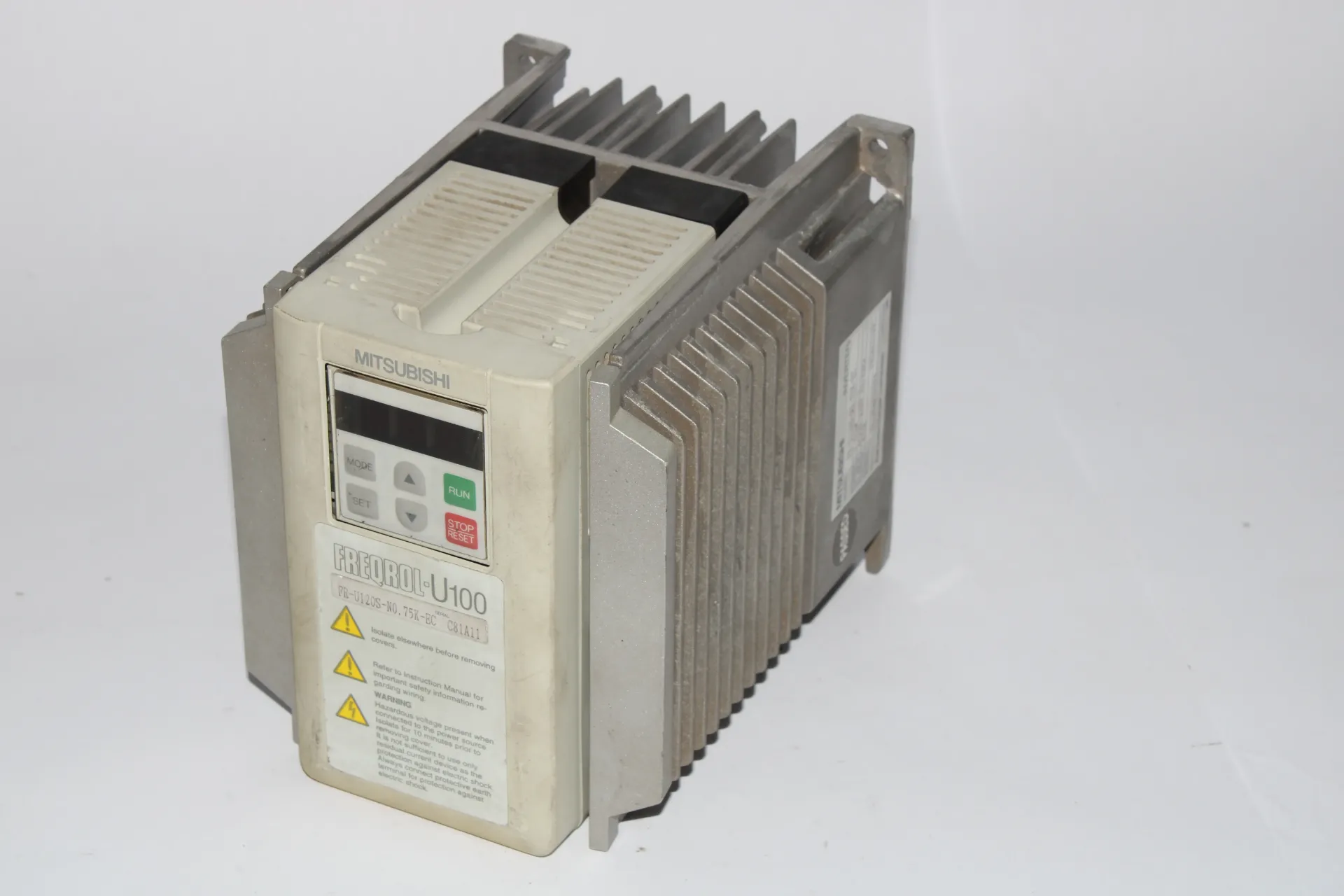 Mitsubishi FR-U120S-NO.75K-EC Drive