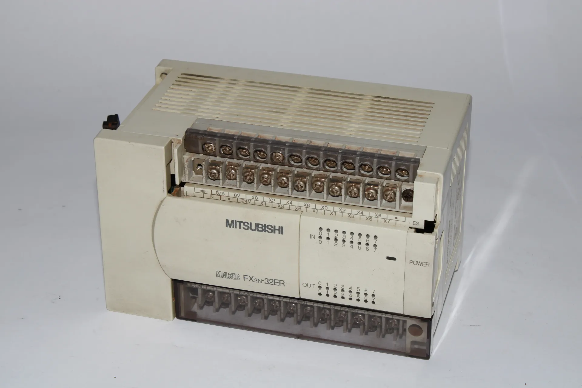 Mitsubishi FX2N-32ER-ES/UL Compact Extension Unit