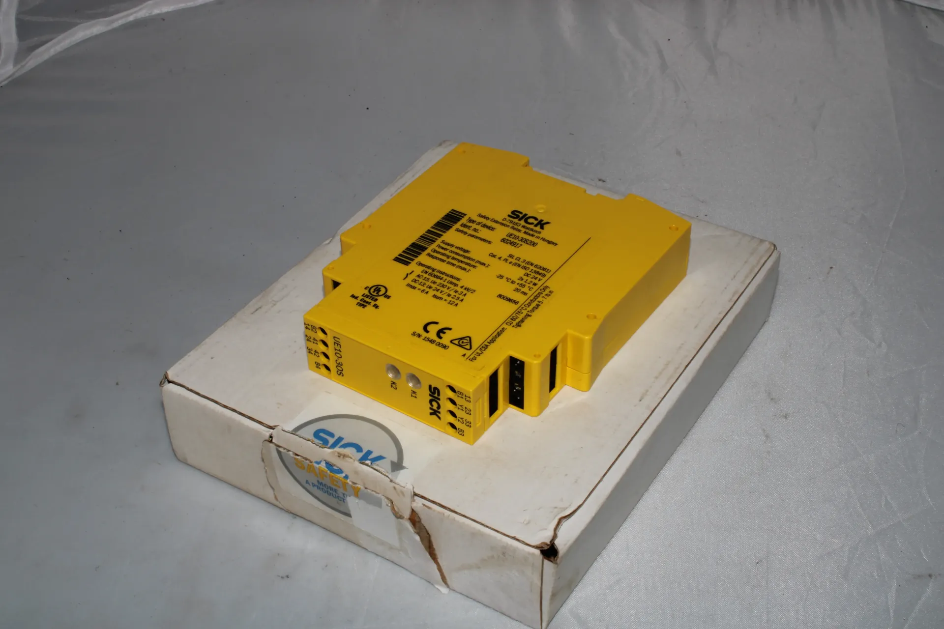 Sick UE10-30S2D0 Safety Relay 