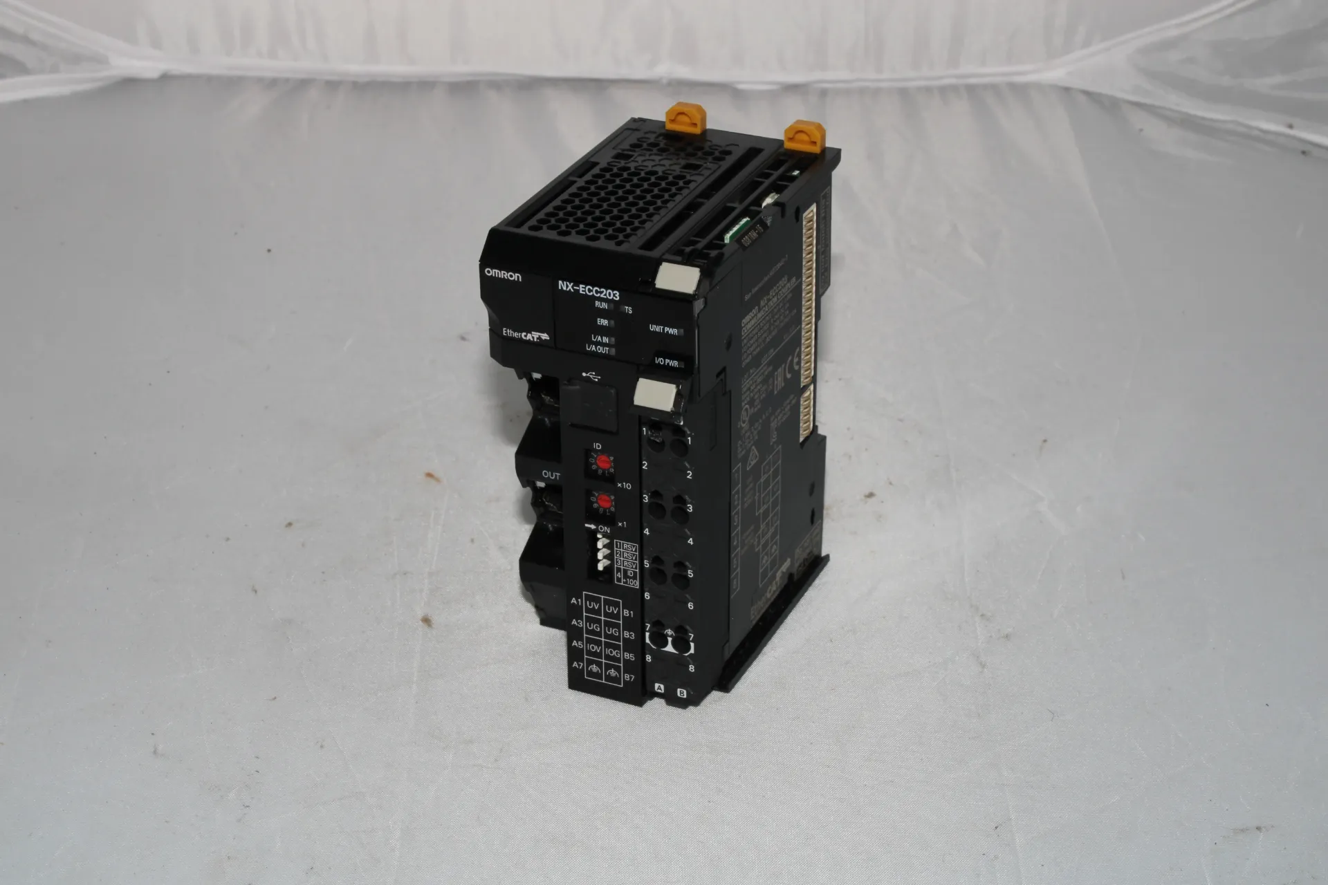 [31C] Omron NX-ECC203 Communication Coupler 