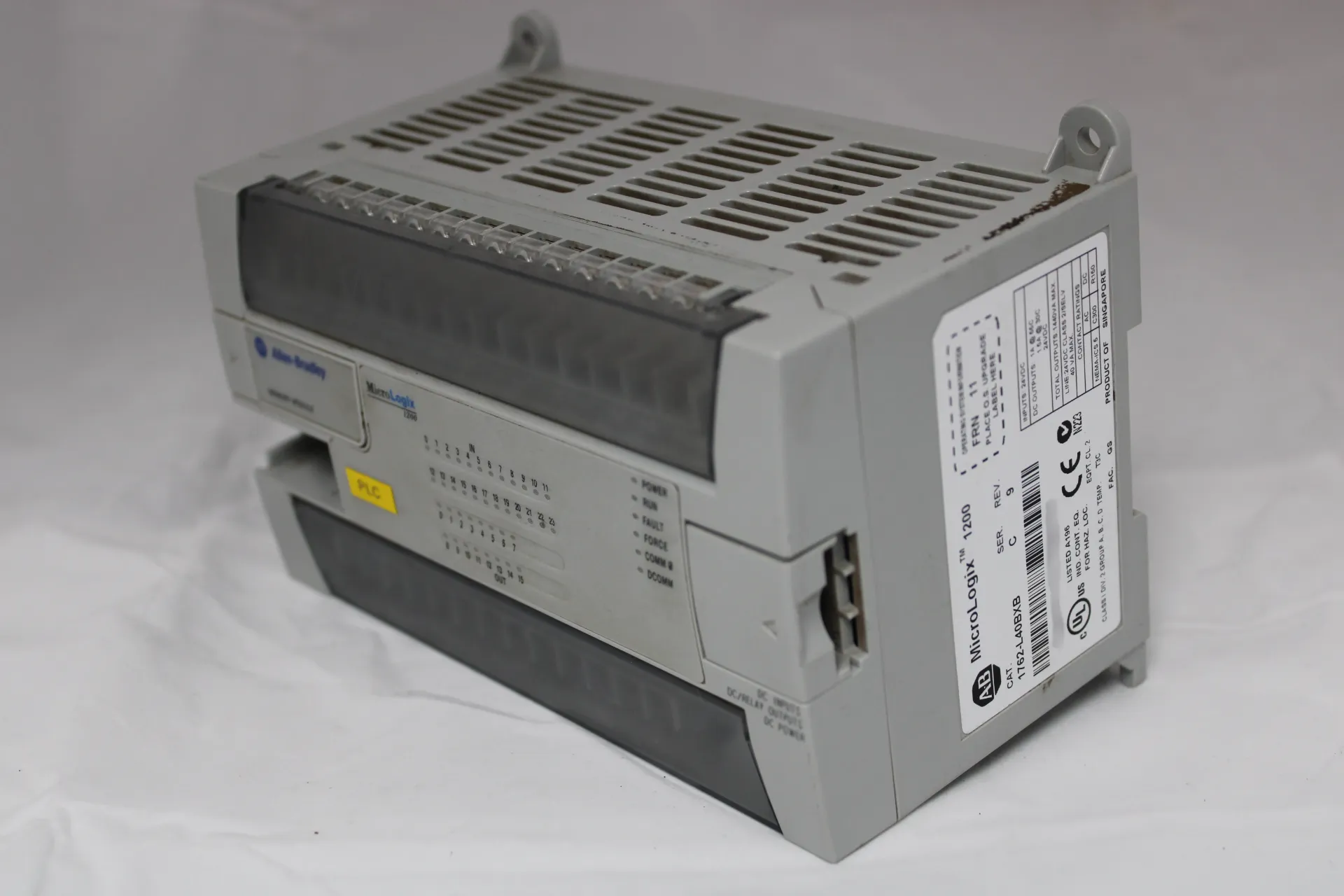 [Box #22] Allen-Bradley 1762-L40BXB Ser.C Rev.9 PLC CPU