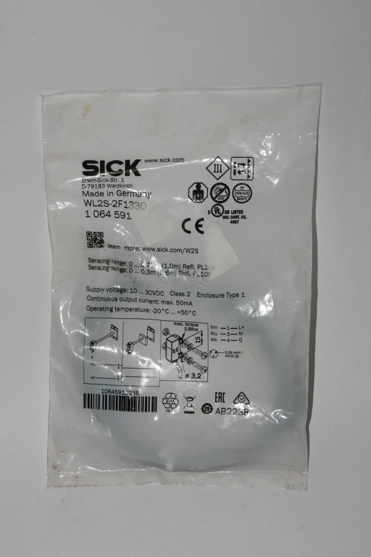 [31B] Sick WL2S-2F1330 Retroreflective Photoelectric Sensor