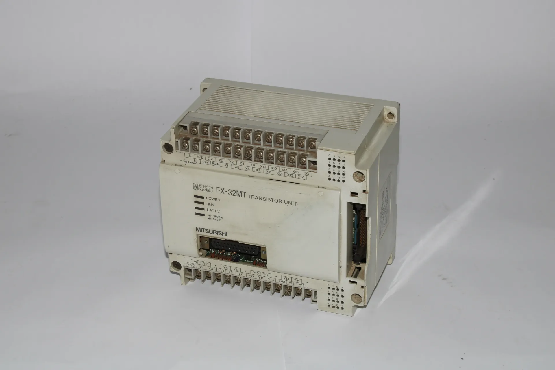 [27D] Mitsubishi FX-32MT-ESS Programmable Controller
