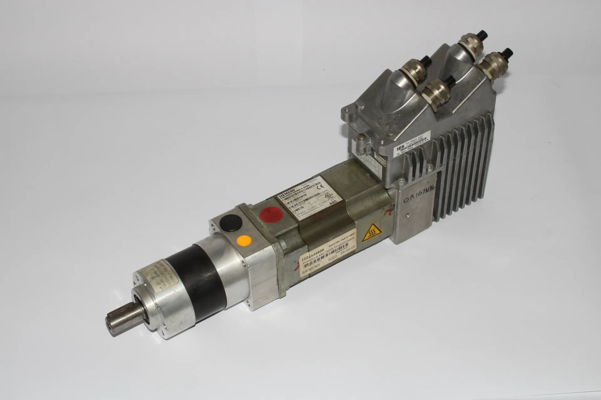 Siemens 6SN2155-1AA10-1BA1 SIMODRIVE POSMO A Programmable Positioning Motor PROFIBUS DP Standard Slave Brushless Motor 300W