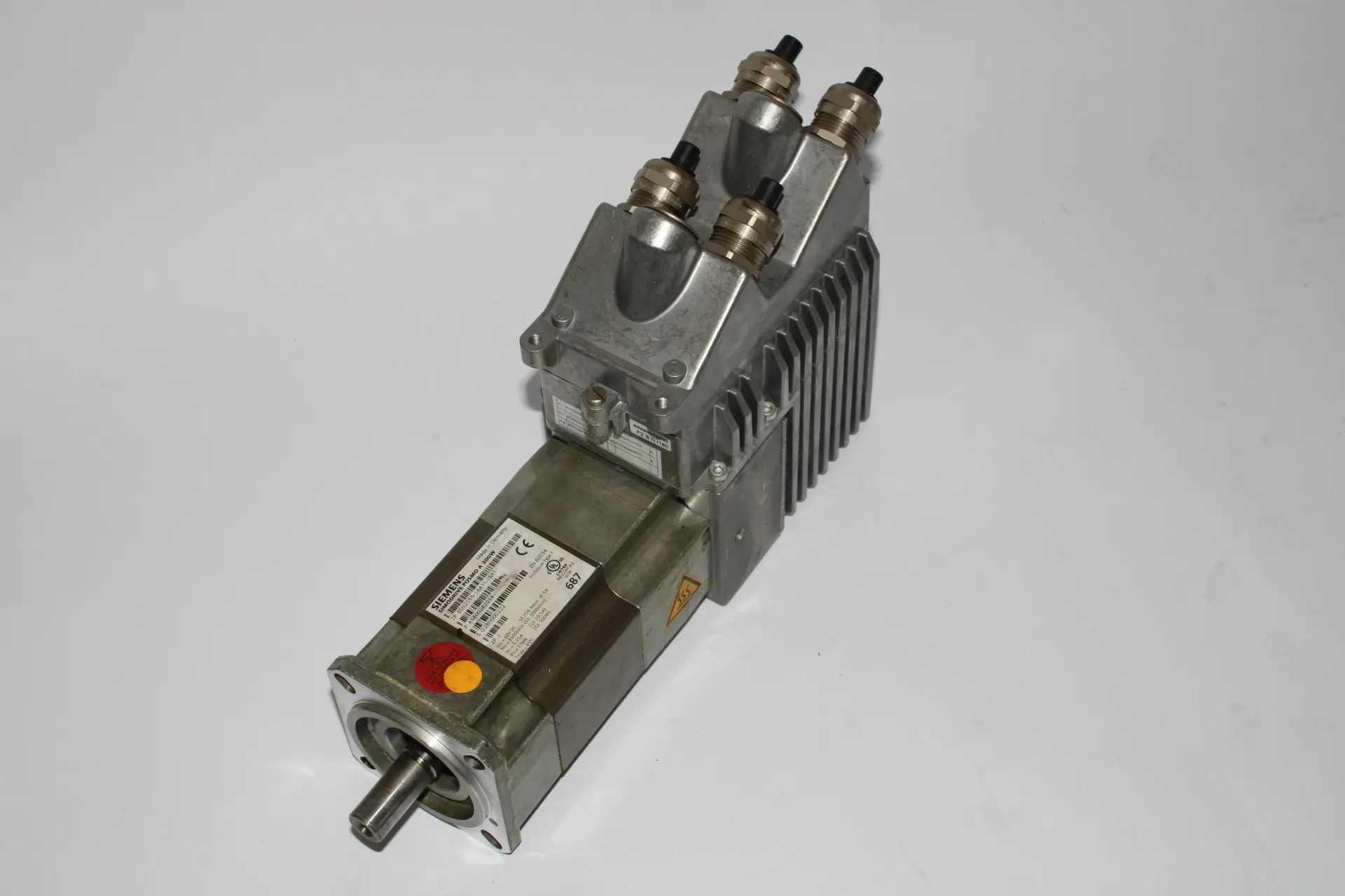 Siemens 6SN2155-1AA11-1BA1 SIMODRIVE POSMO A Programmable Positioning Motor PROFIBUS DP Standard Slave Brushless Motor 300W