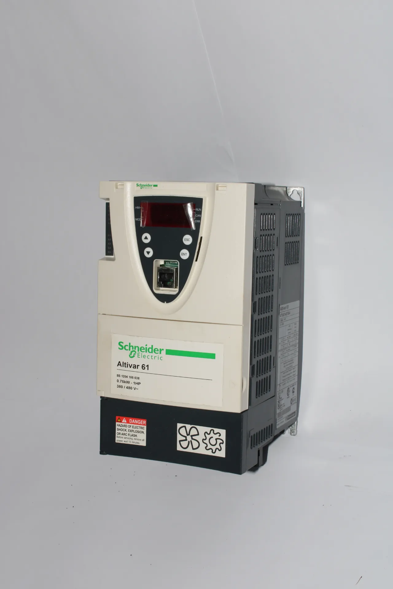 Schneider ATV61H075N4 ATV61 Frequency Converter