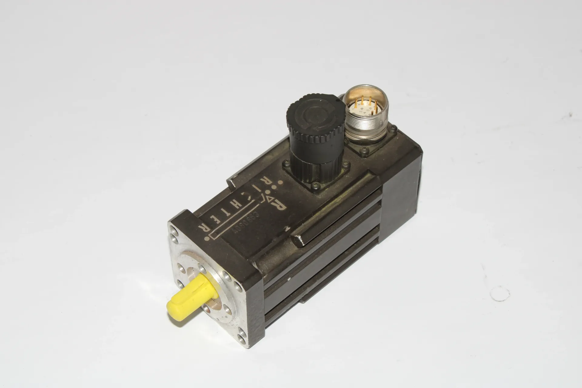 Richter 4080863 Industrial AC Brushless Servo Motor/Stepper Motor
