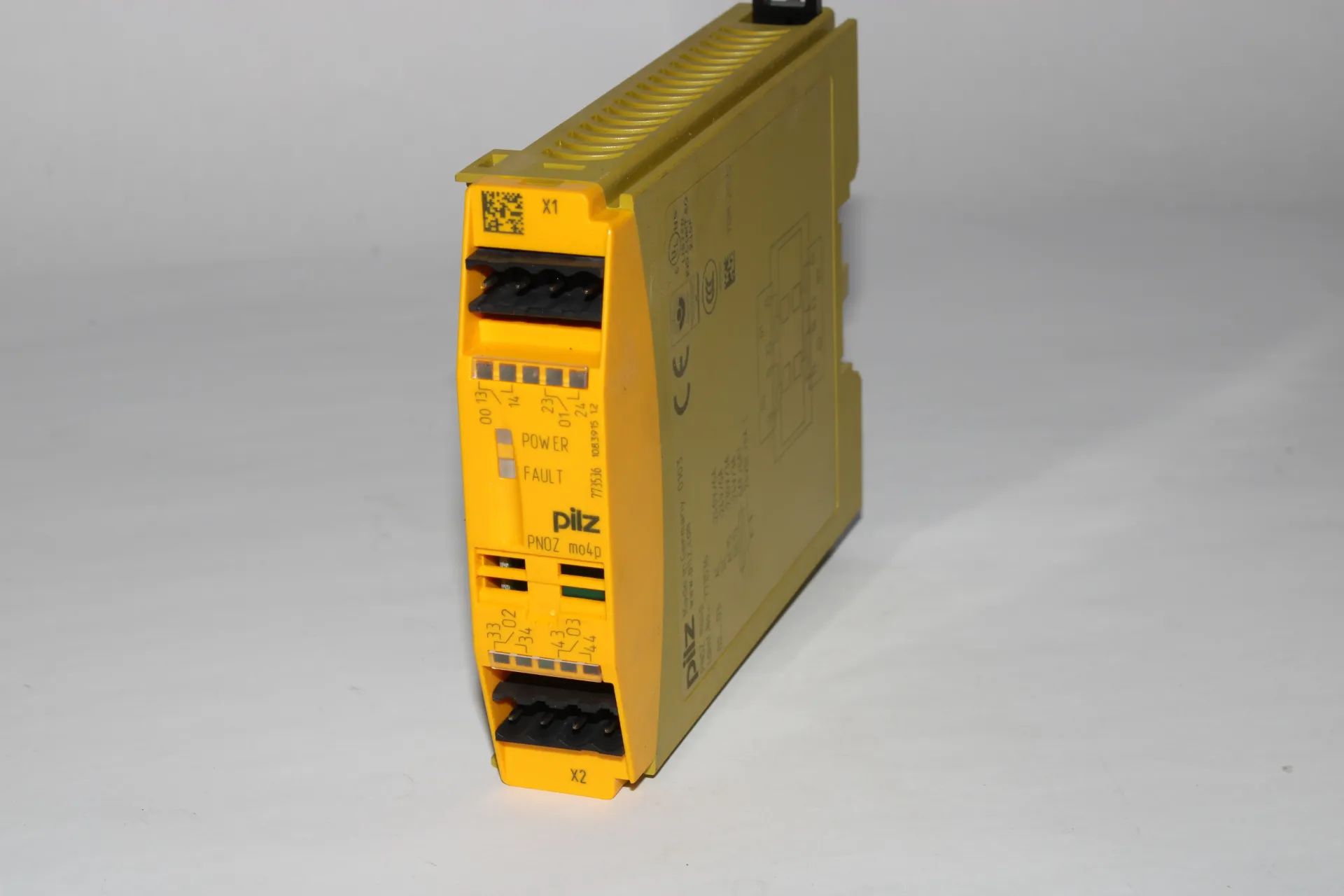 Pilz PNOZ M04P (773536) PNOZmulti Classic Expansion Module