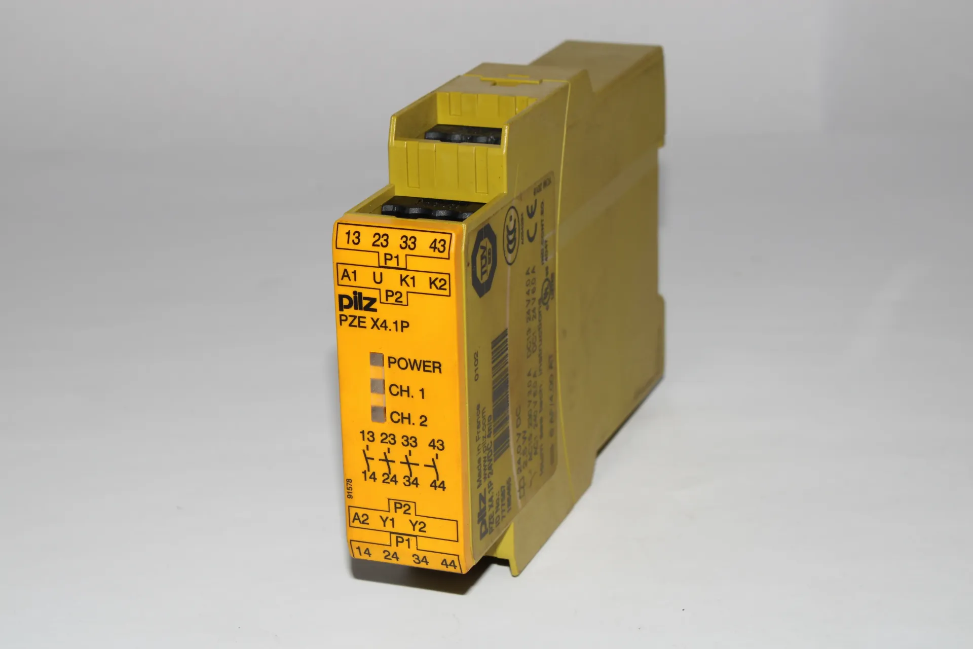 [33D] Pilz PZE X4.1P (777587) Contact Expansion Safety Relay