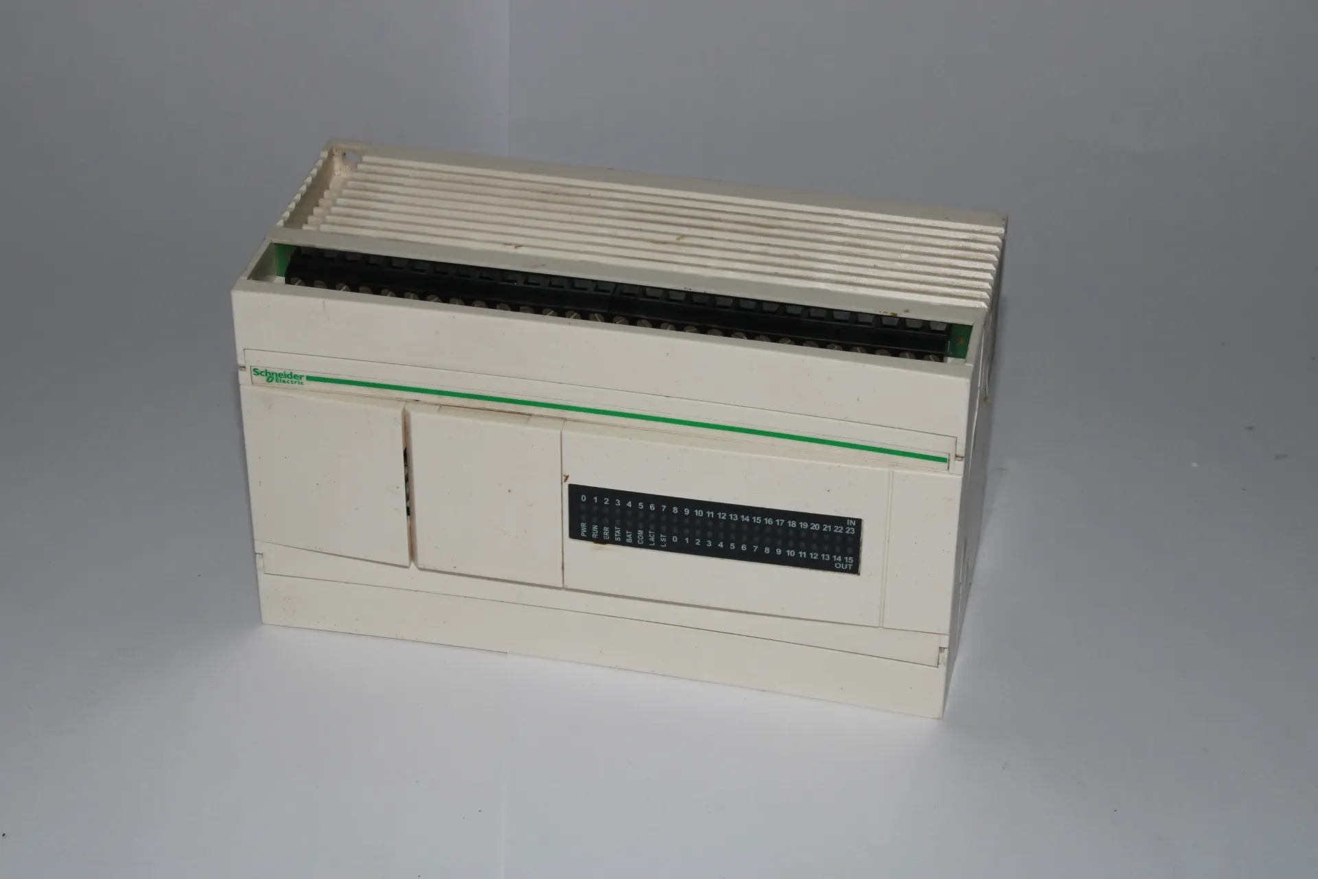 Schneider TWDLCAE40DRF PLC Base Unit