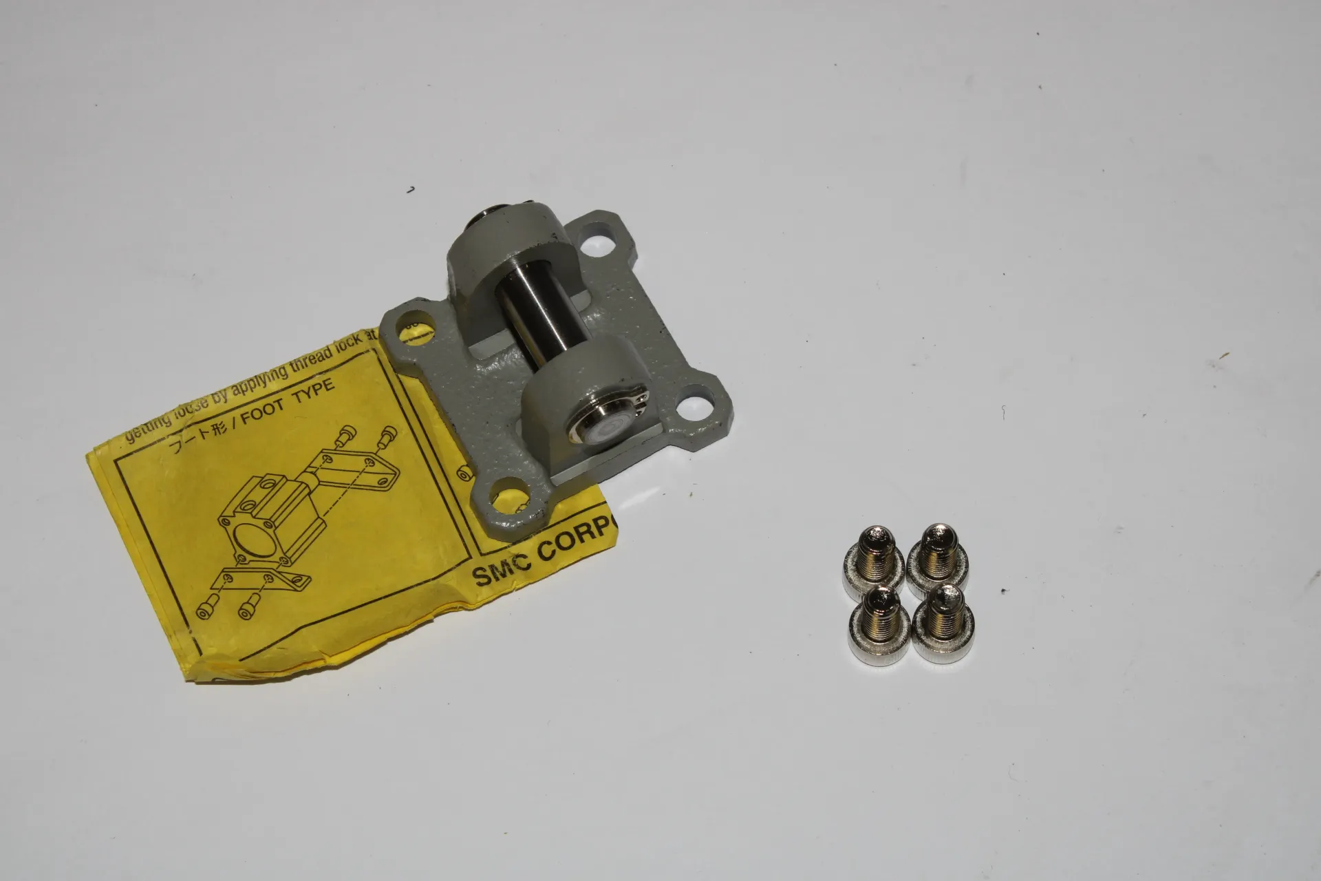 [34A Box 1] SMC CQ-D032 Double-rear Clevis Mounting Accessory